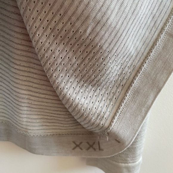 Lululemon Grey Metal Vent Tech Long Sleeve 2.0 Size XXL - Picture 4 of 7